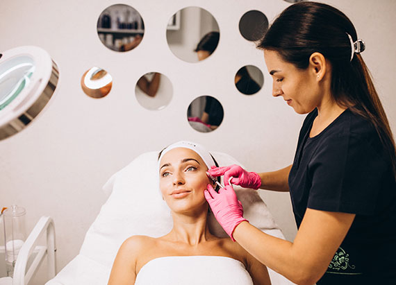 How dose Microneedling works?